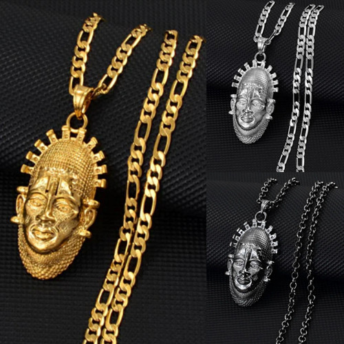 Collana con ciondolo maschera