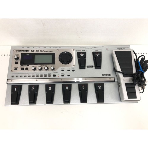 Boss pedaliera per - gt-10,