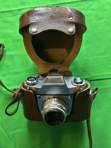 Vecchia macchina fotografica - vecchia,