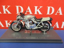 Die cast 1/24 Modellino Moto