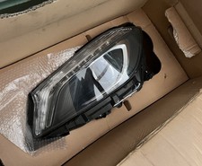 FARO ANTERIORE SINISTRO LED MERCEDES Classe A Serie (W176) A1768201161 (12 18)