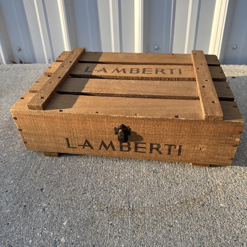 Cassetta porta vino vintage
