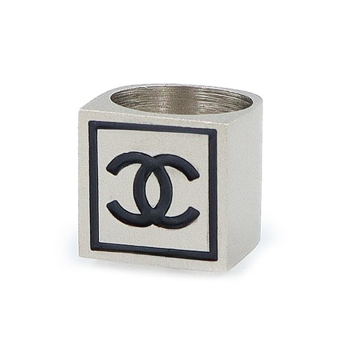 Logo chanel anello nero - chanel,