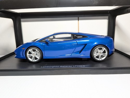 Autoart lamborghini - 1,