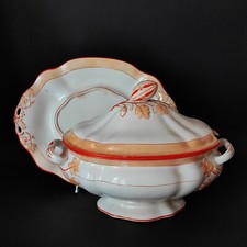 Zuppiera con zucca e tralci in