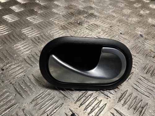Maniglia interna anteriore