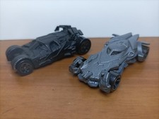 2 HOT WHEELS BATMOBILE DC COMICS IN CONDIZIONI COME DA FOTO