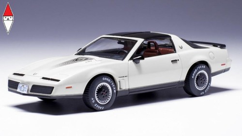 Ixo pontiac firebird - 1/43,