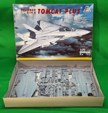 MAQUETTE- GRUMAN F 14 A TOMCAT