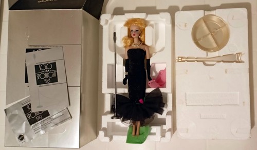 Barbie porcelain collection - barbie,