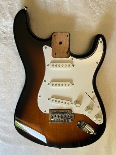 Corpo chitarra fender squier - corpo,