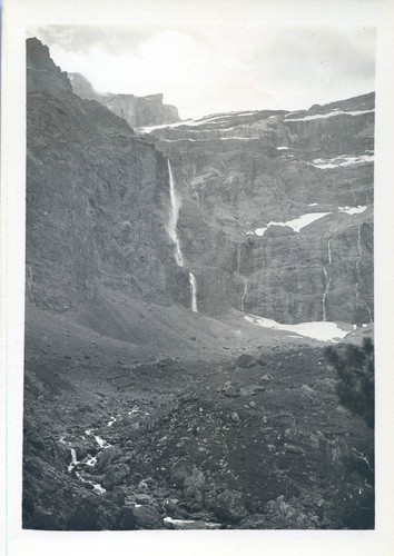 Gavarnie la cascade - .,