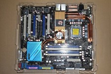 Asus Maximus Extreme LGA775 P/N- 90-MBB7Q0-G0EAY00Z