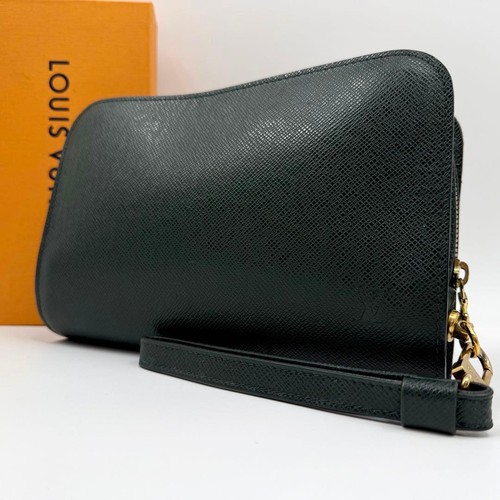 Louis vuitton taiga baikal - louis,