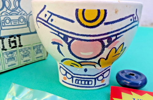 Latte giglio tazza con - giglio, ruote