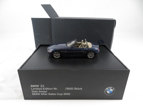 Minichamps 80420150320 - 1:43,