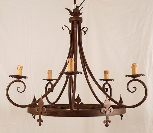 Lampadario ruota con luci - a,
