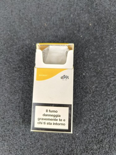Pacchetti sigarette vuote - sigarette,