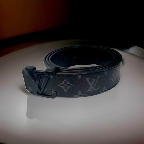 Louis vuitton iniziali - lv,