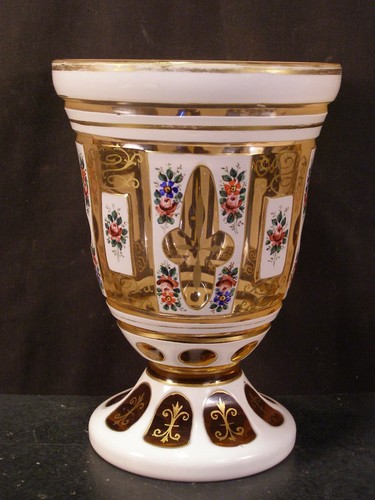Vaso calice coppa vetro rosa