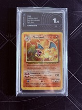 Pokémon Charizard Set Base
