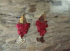 Orecchini pesci rossi rubino in acciaio