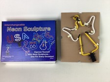 AdVantage Industries scultura