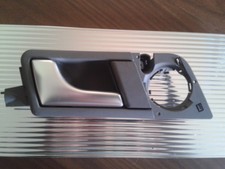 AUDI A2 2000 2005 GRIGIO POSTERIORE PASSEGGERO INTERNO MANIGLIA PORTA 8z0837019c