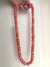 COLLANA IN CORALLO BAMBU' A BARILOTTI LISCI, LUNGHEZZA 74 CM, PESO 290 GRAMMI