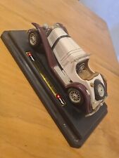 Modellino Bburago 3009 Mercedes-Benz SSK (1928) crema/marrone 1:18