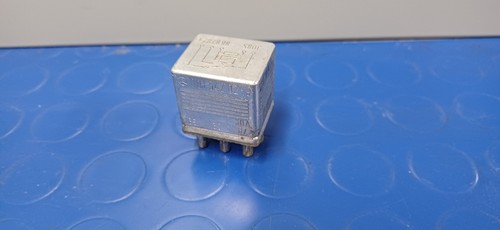 Relè pompa benzina per