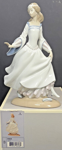 Lladro porcelain figurine - lladro,