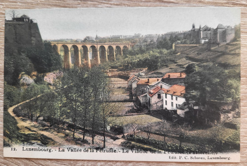 Cpa vallée la - la, pétrusse