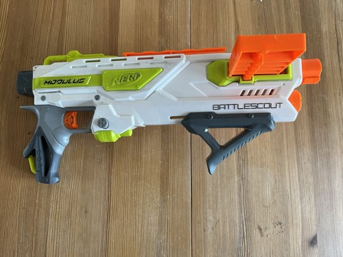 Nerf strike elite - n,