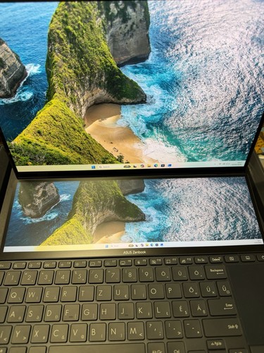 Asus zenbook ux8402ze gb - i9, 32