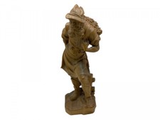 Statua da collezione in legno