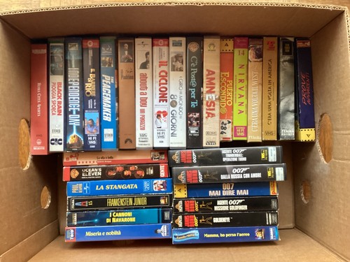 Videocassette vhs bond - vhs, 007
