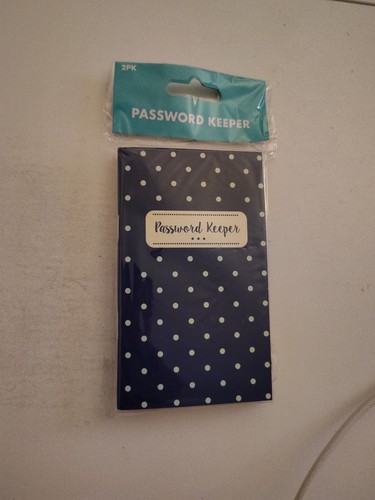 Password keeper papercraft - di,