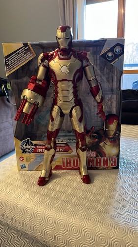 Marvel hasbro iron man con - hasbro,
