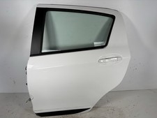 670040D550 Porta posteriore