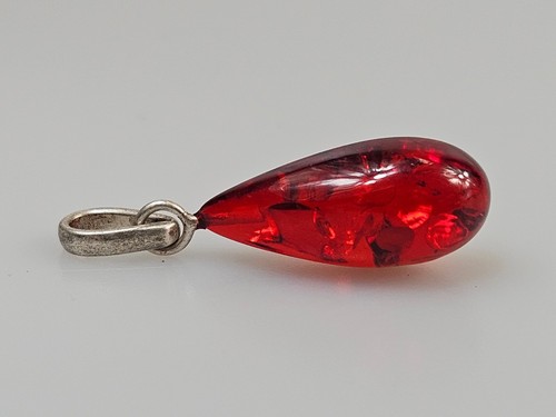 Piccola collana rossa ciondolo - collana,