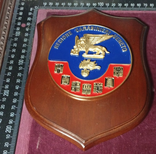 Crest carabinieri comando - crest,