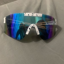 Occhiali da sole sportivi