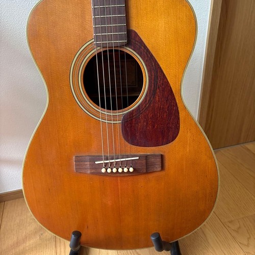 Chitarra acustica vintage