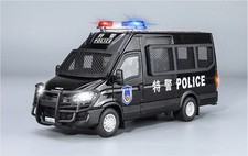 Scala 1/24 Iveco polizia