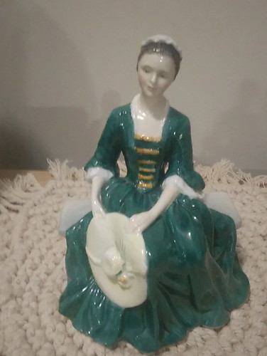 Statuina vintage royal - vintage,