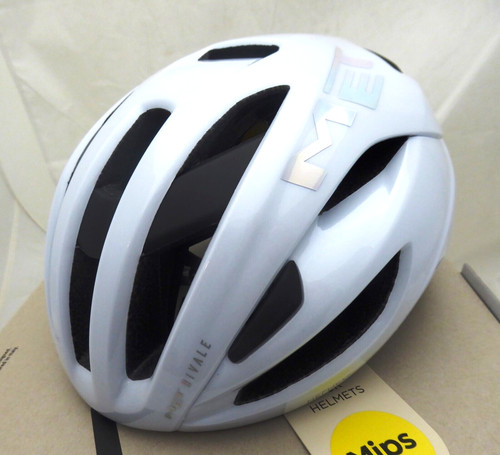 Casco met rivale - met,