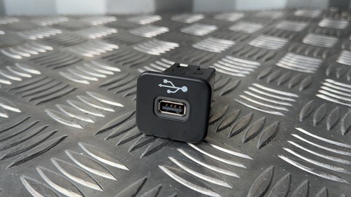 Connettore porta usb fiat - usb,