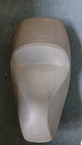 Sella piaggio 400 - 400, anno