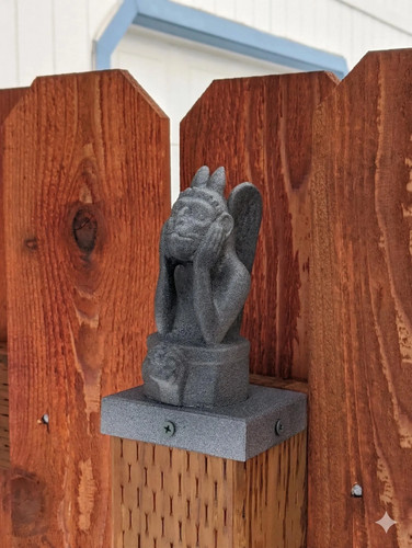 Gargoyle topper per pali - per,